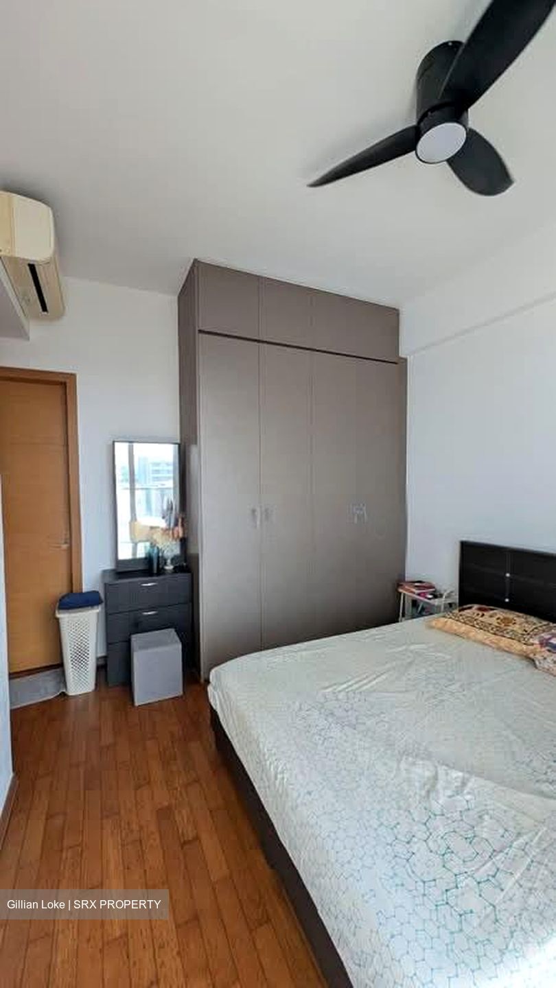 Vacanza @ East (D14), Condominium #591420901